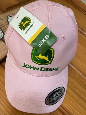 NWT. John Deere Pink Baseball Cap.